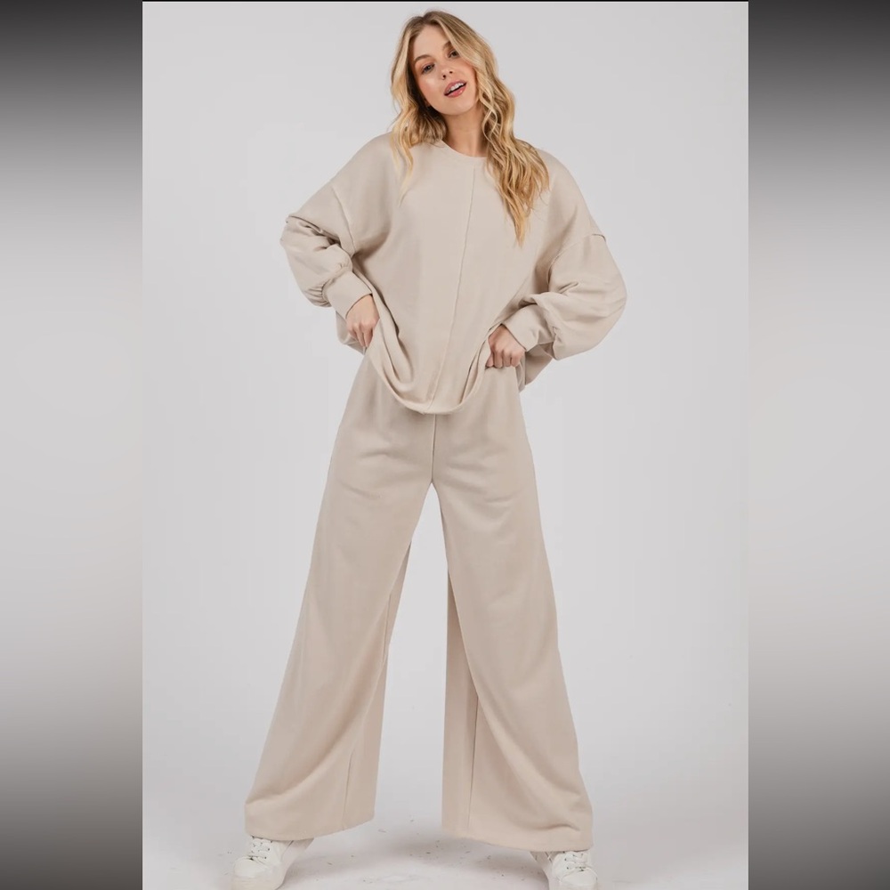 ✨RESTOCKED✨Fabulous Wide Leg pants and Top Set - Picture 5 of 5